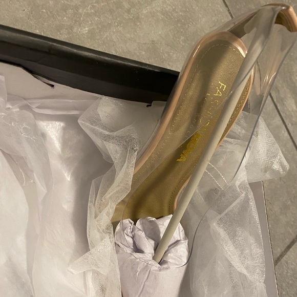 Clear pumps! - Picture 2 of 3